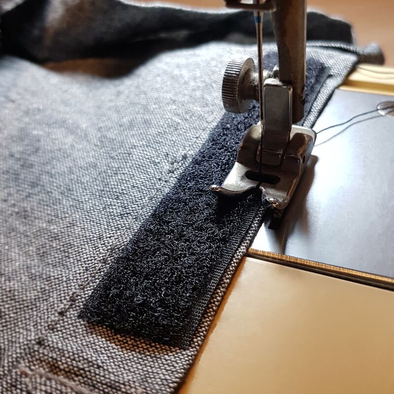 Klettband Dunkelgrün – 30 Mm Breit, Je 1 Meter Haken- Und Flauschband